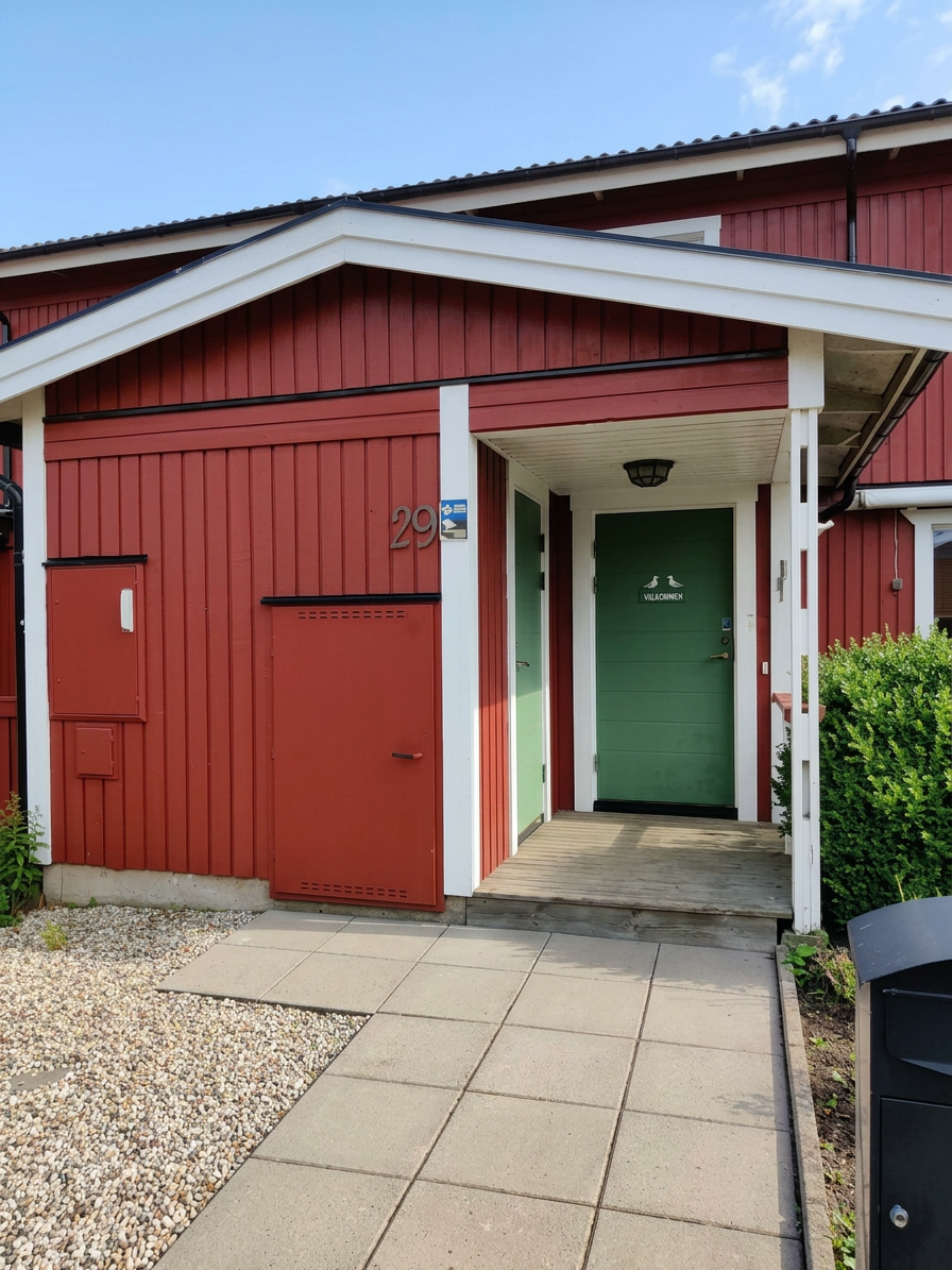 Furnished corporate housing in Torslanda, Göteborg with 5 bedrooms